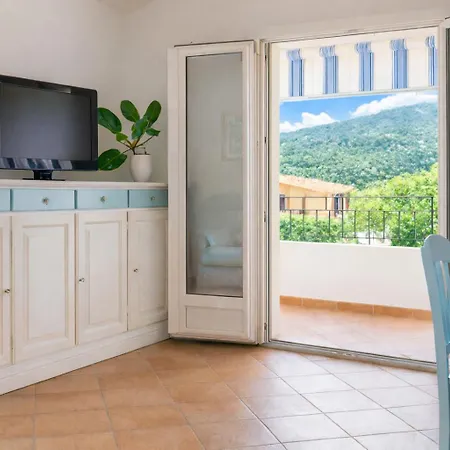 Riflessi Sul Mare Cala Gonone